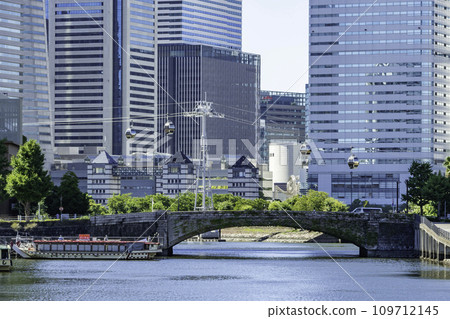 Yokohama Minato Mirai Bankokubashi and Yokohama Air Cabin Yokohama City, Kanagawa Prefecture 109712145