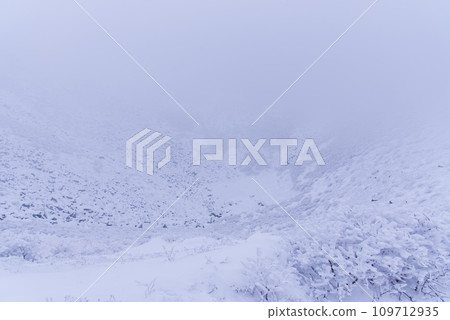 白雪皚皚、極寒的日本名山百選:九重山 白雪皚皚、極寒的日本名山百選:九重山 109712935