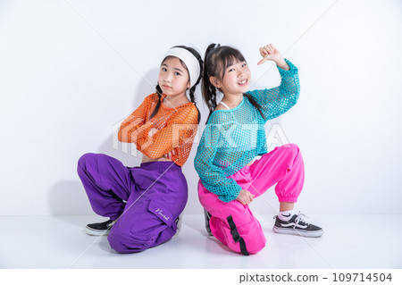 微笑跳舞的孩子 孩子們的舞者 微笑跳舞的孩子 孩子們的舞者 109714504