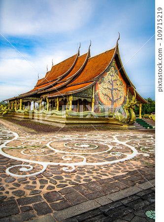 Wat Sirindhorn Wararam glowing temple in Ubon, Thailand Wat Sirindhorn Wararam glowing temple in Ubon, Thailand 109715219