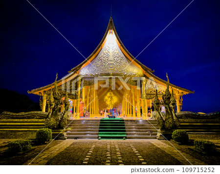 Wat Sirindhorn Wararam glowing temple in Ubon, Thailand Wat Sirindhorn Wararam glowing temple in Ubon, Thailand 109715252
