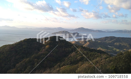 從龜老山頂眺望來島海峽的夜景 109718558