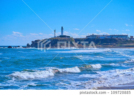 View of Inubosaki Lighthouse from Kimigahama Beach in Choshi City, Chiba Prefecture View of Inubosaki Lighthouse from Kimigahama Beach in Choshi City, Chiba Prefecture 109720885