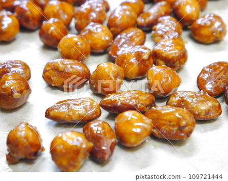 caramelized nuts caramelized nuts 109721444
