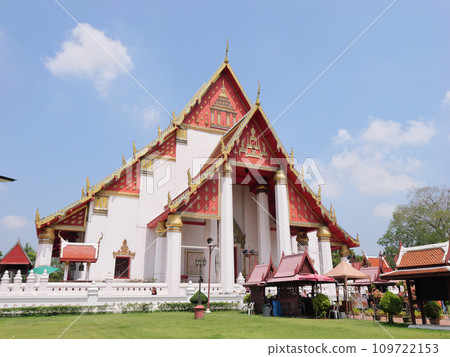 Thailand Ayutthaya Wat Phra Si Sanphet Wiharn Phra Mon Combo Pit A sunny day in May Thailand Ayutthaya Wat Phra Si Sanphet Wiharn Phra Mon Combo Pit A sunny day in May 109722153