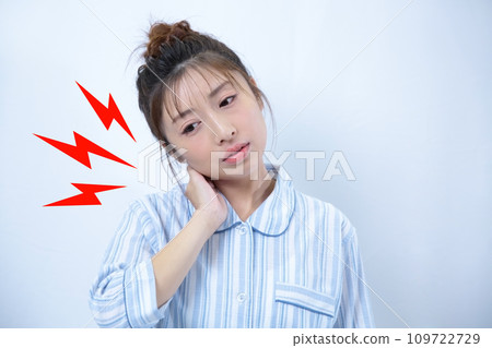 一個困惑的女人的形象 109722729