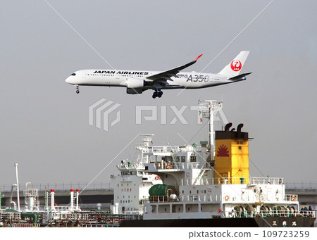 JAL350 羽田 34L 胸針 JAL350 羽田 34L 胸針 109723259