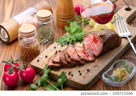 國產黑毛和牛 烤牛肉 國產黑毛和牛 烤牛肉 109723306