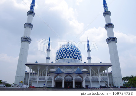 Blue Mosque in Malaysia Blue Mosque in Malaysia 109724728