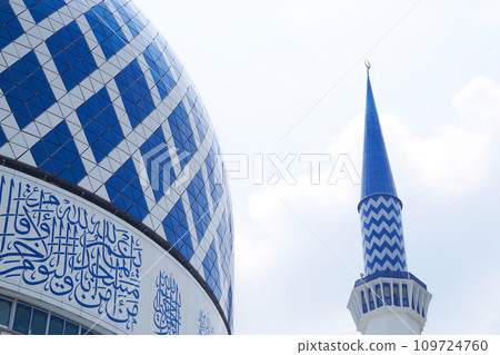 Blue Mosque in Malaysia 109724760