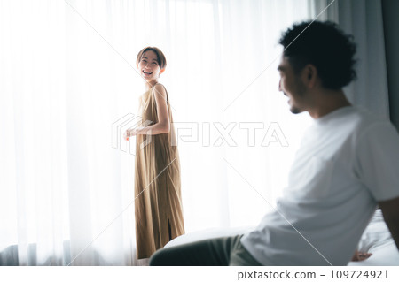 簡約現代臥室_情侶 簡約現代臥室_情侶 109724921