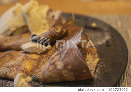 Freshly baked crepes 109725952