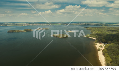 Zaslavskoe reservoir or the Minsk Sea near the city of Minsk. Belarus 109727795