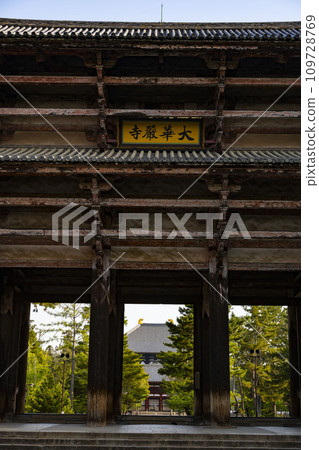 奈良東大寺南門 奈良東大寺南門 109728769