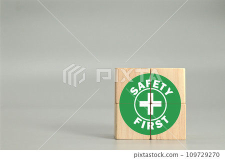Employees safety awareness at workplace Employees safety awareness at workplace 109729270