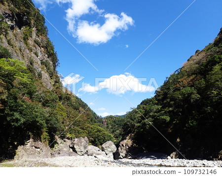 Osugidani (Mie Prefecture) 109732146