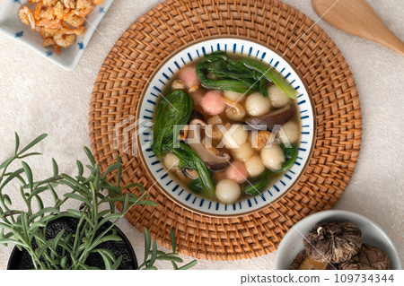 glutinous rice balls winter solstice salty glutinous rice balls red white pink Tang yuan タンユエン 団子 glutinous rice balls winter solstice salty glutinous rice balls red white pink Tang yuan タンユエン 団子 109734344