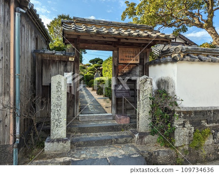 Gate of Shinsaku Takasugi's birthplace in Hagi Castle Town 109734636