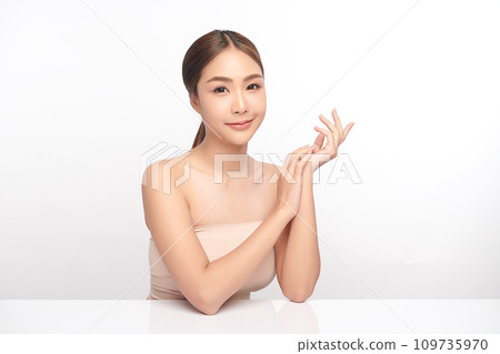 Beautiful young asian woman with clean fresh skin on white background, Face care, Facial treatment, Cosmetology, beauty and spa, Asian women portrait. 109735970