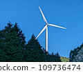 A close view of wind turbines producing wind power (Shiratakiyama Wind Farm, Yamaguchi Prefecture) 109736474