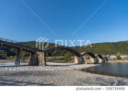 Kintai Bridge 109738460