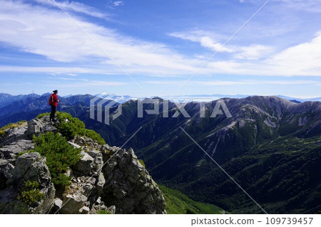 At the summit of Suishodake in the Northern Alps 109739457