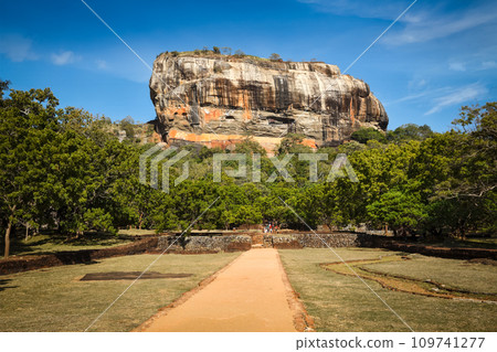 Sigiriya rock, Sri Lanka 109741277