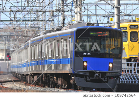 Seibu Haijima Line Tamagawajosui-Higashiyamato City Seibu 20000 series 20103 Seibu Haijima Line Tamagawajosui-Higashiyamato City Seibu 20000 series 20103 109742564