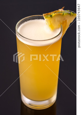 Pineapple Lemon Crush Pineapple Lemon Crush 109743647
