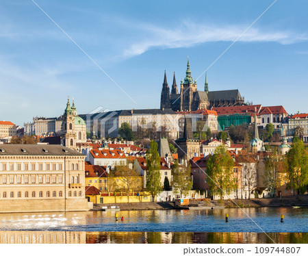 View of Mala Strana and Prague castle over Vltava river View of Mala Strana and Prague castle over Vltava river 109744807