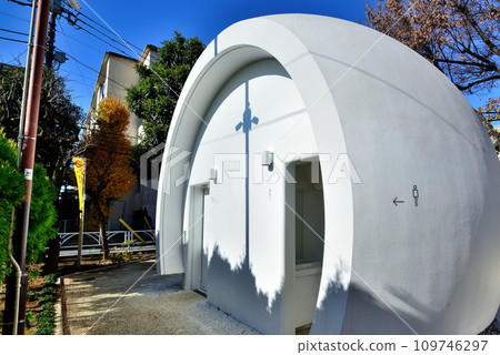 Shibuya Ward, Seven Street Park Toilet Scenery 109746297