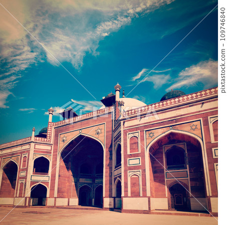 Humayun's Tomb, Delhi, India Humayun's Tomb, Delhi, India 109746840