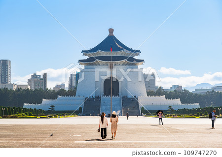 Taiwan Chiang Kai-shek Memorial Hall Library 109747270