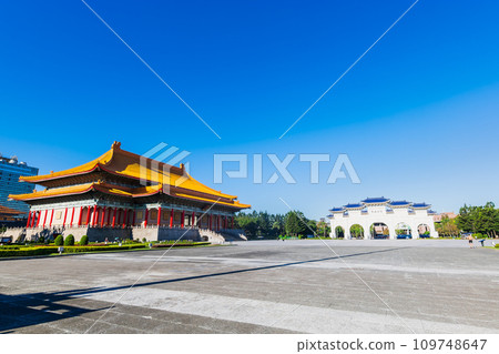 台灣中正紀念堂、國家大劇院和自由廣場塔 109748647