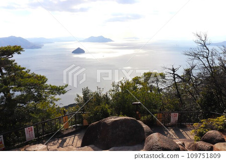 Seto Inland Sea seen from Mt. Misen, Miyajima, World Heritage Site, Hiroshima Prefecture Seto Inland Sea seen from Mt. Misen, Miyajima, World Heritage Site, Hiroshima Prefecture 109751809