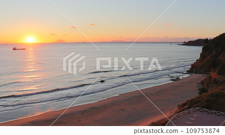 下田海岸的日出 下田海岸的日出 109753874