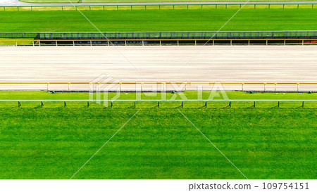 green racetrack 109754151