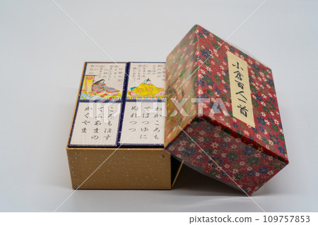 Ogura Hyakunin Isshu uta garuta box and tag 2 109757853