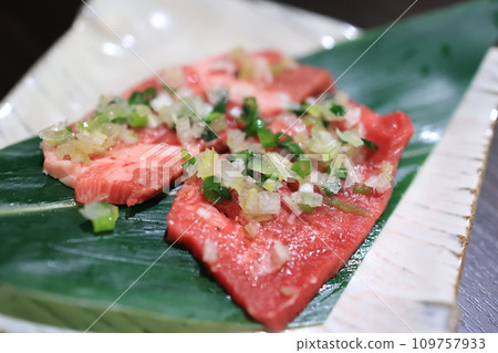 黑毛和牛、蔥鹽牛舌 黑毛和牛、蔥鹽牛舌 109757933