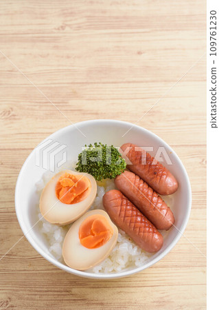 Boiled egg and sausage bowl Boiled egg and sausage bowl 109761230