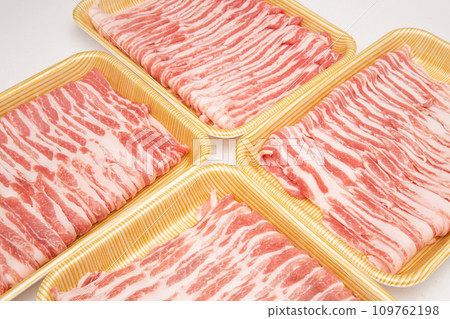 Pork belly (sliced) 109762198