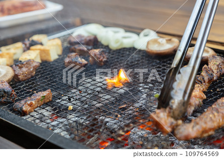 grill meat on barbecue grill meat on barbecue 109764569