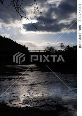 下條大銀杏樹附近的莫木河(阿蘇郡小國町) 下條大銀杏樹附近的莫木河(阿蘇郡小國町) 109767005