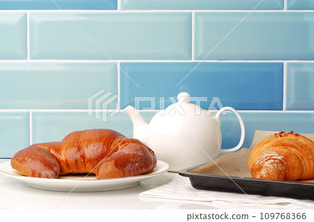 Fresh pastry bakery on table kitchen background 109768366