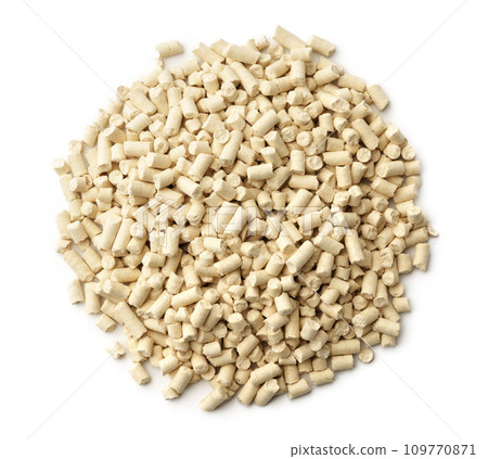 Wooden filler for cat litter box isolated on white background 109770871
