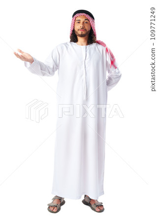 Full-length portrait of young middle-east man in thobe dress on white background 109771249