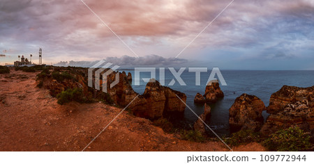 Ponta da Piedade coast (Lagos, Algarve, Portugal). Ponta da Piedade coast (Lagos, Algarve, Portugal). 109772944