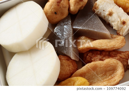 關東煮烹飪前的配料 關東煮烹飪前的配料 109774092
