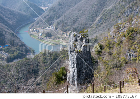 岡山縣高橋市成輪町木之村,絕景/夫妻岩 岡山縣高橋市成輪町木之村,絕景/夫妻岩 109775167