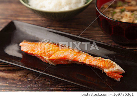 咸三文魚鮭魚 109780361